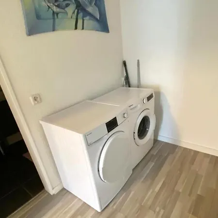Daire Spacious With Balcony In Duisburg